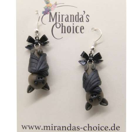 Ohrringe mit schlafender fledermaus